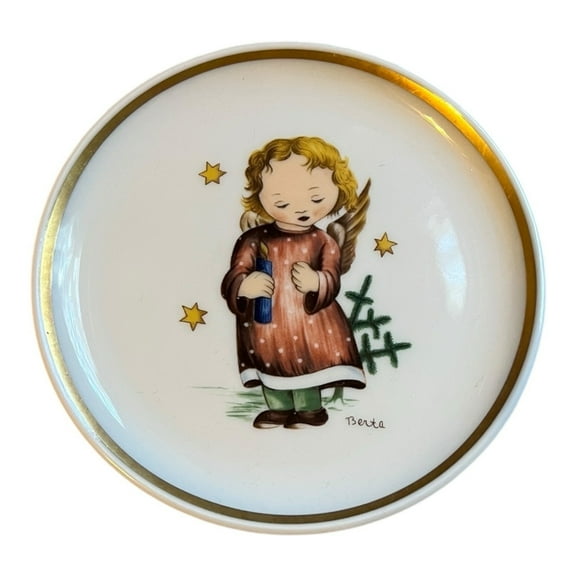 1979 Christmas Starlight Angel by Sister Berta Hummel Plate West Germany