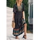 thumbnail image 4 of Vestido PRETTYGARDEN Maxi Boho Floral Negro con Escote en V M, 4 of 8