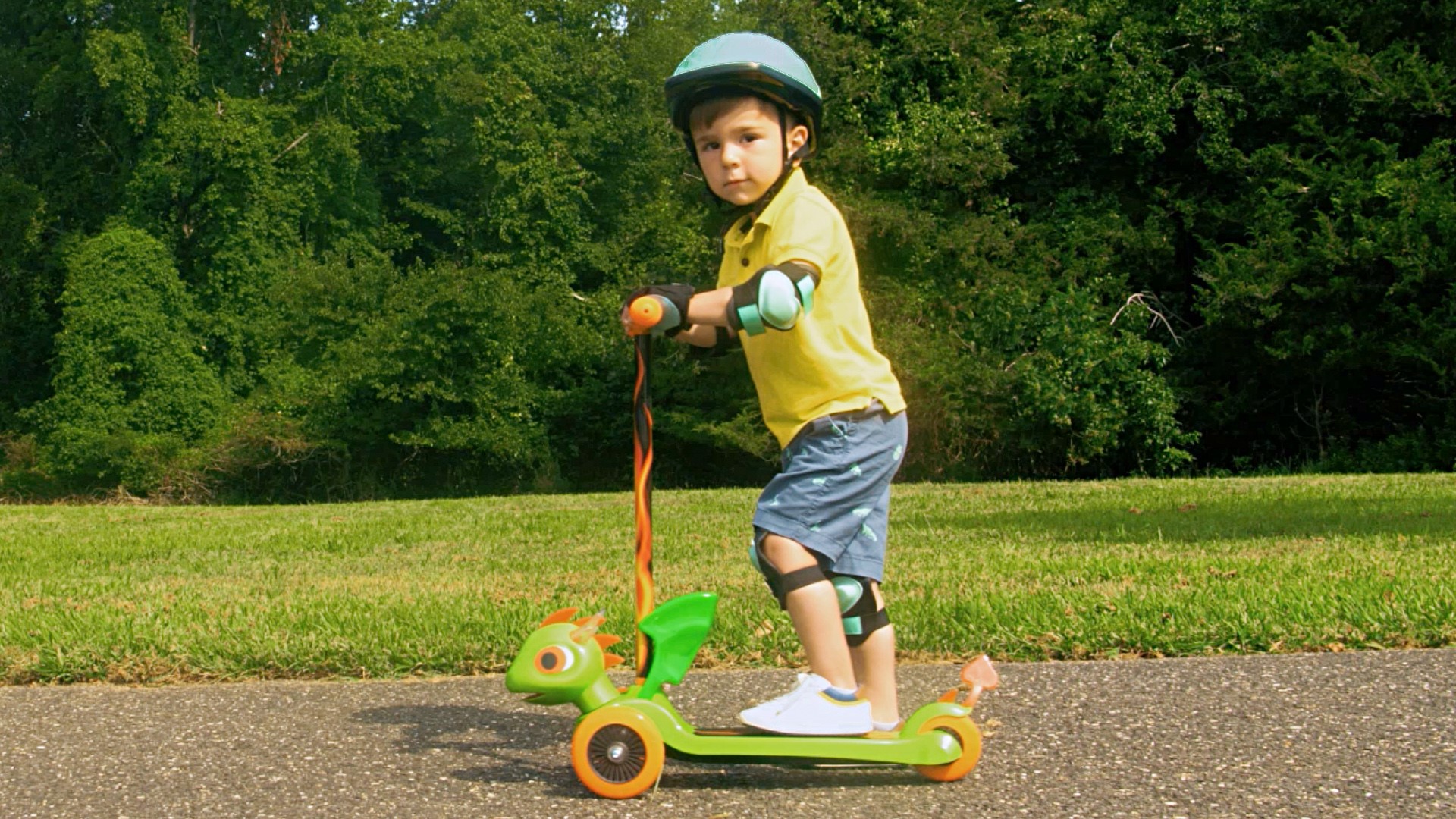 ryan toy review scooter