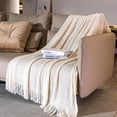 thumbnail image 5 of Acogedora manta de punto de chenilla, manta y manta ligera de estilo rural pequeño para otoño, mujer, silla, sofá, decoración del hogar, 5 of 5