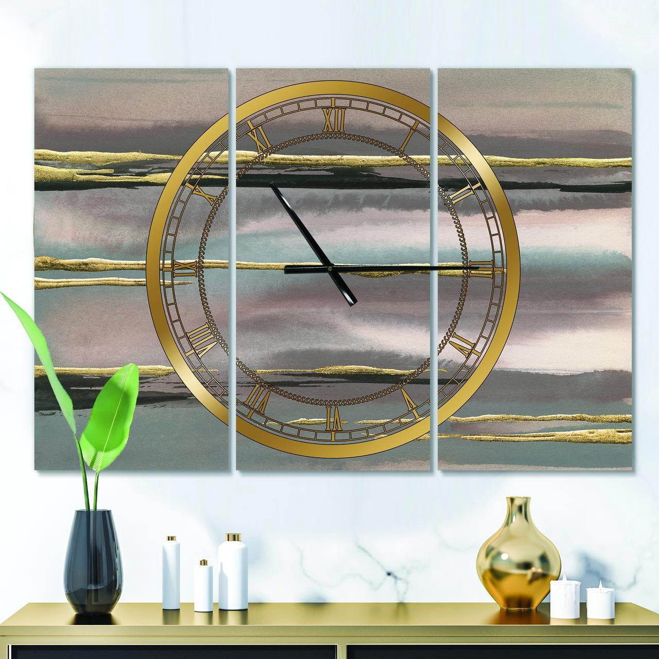 Designart 'Glamorous Morning Fog I' Modern wall clock