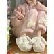 thumbnail image 2 of Pantuflas de algodón con forma de conejito para niña, divertidas y lindas, antideslizantes, para el hogar, para interiores, cálidas, de lana, para invierno, 2 of 5