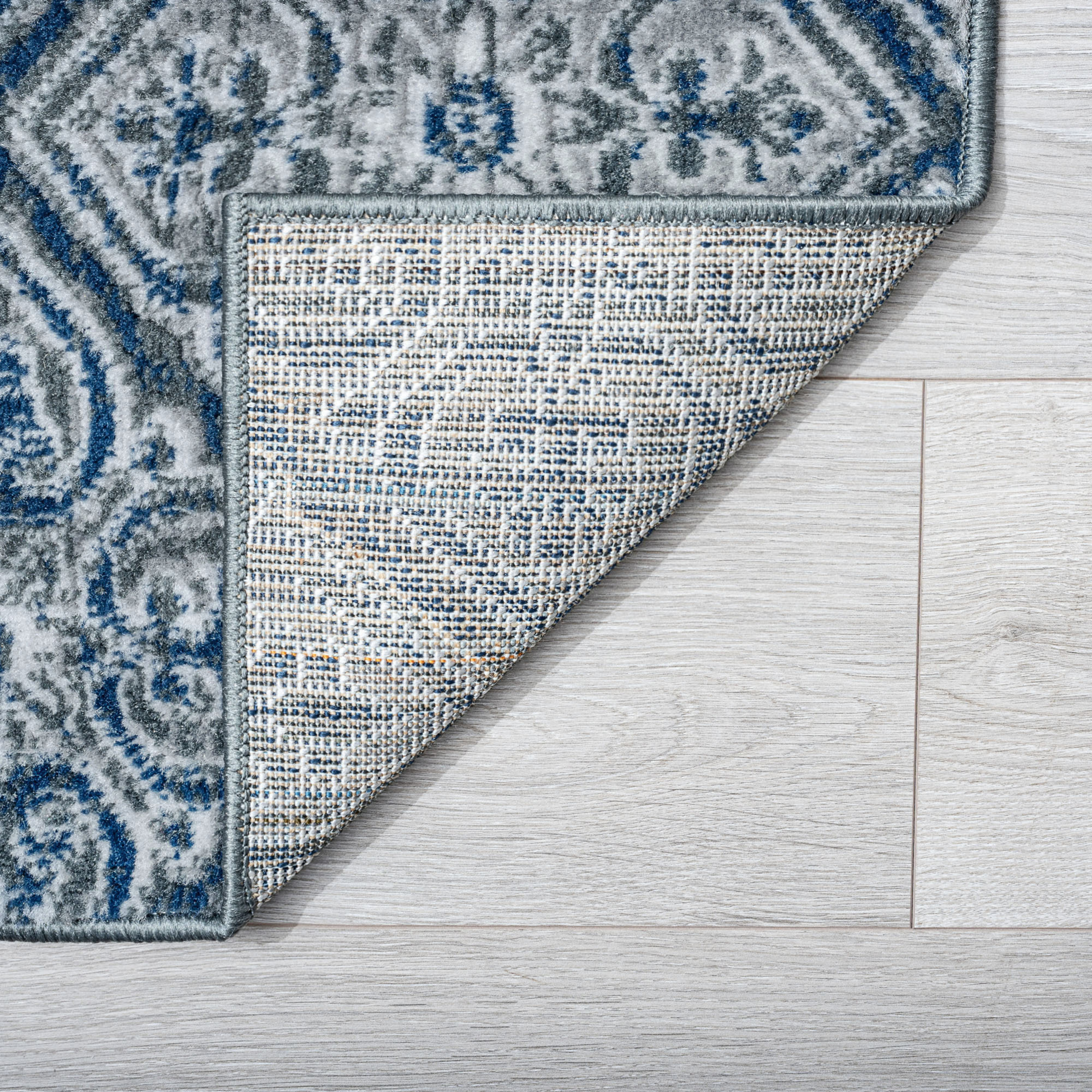 Madison Traditional 7.6' x 10' Dark Gray Polypropylene Indoor Area Rug