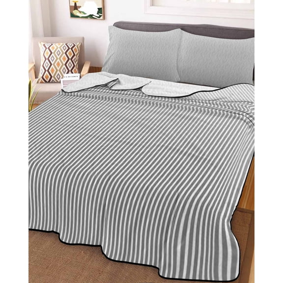 Gray Striped King Size Down Alternative Comforter, Lightweight Comforter Quilt Bedding Set with Pillow Shams Modern Minimalist Vertical Stripes Lines All Seasons Bed Comforter Duvet Insert 96"x106"