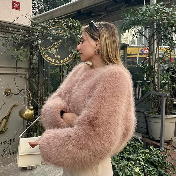 Chaqueta de piel sintética recortada Gardient de marca de lujo de la Semana de la moda callejera icónica para mujer invierno 2024 chaqueta de piel corta esponjosa para chicas frescas y calientes