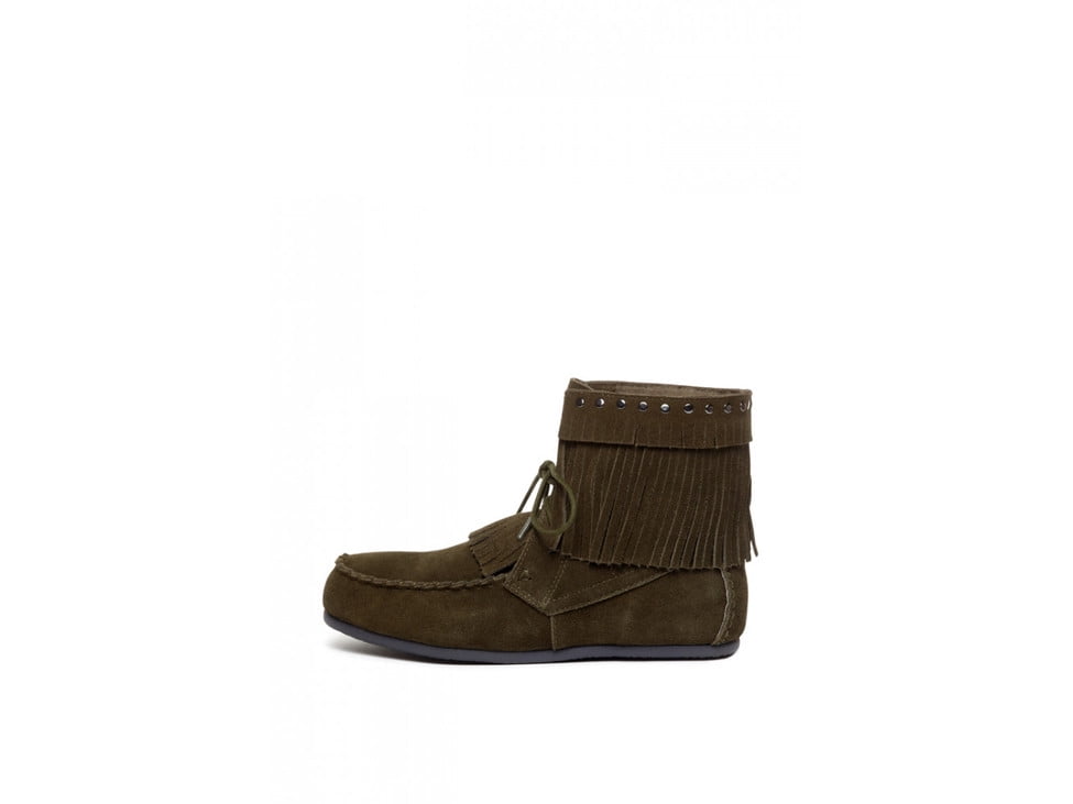 yellow box shoes canada