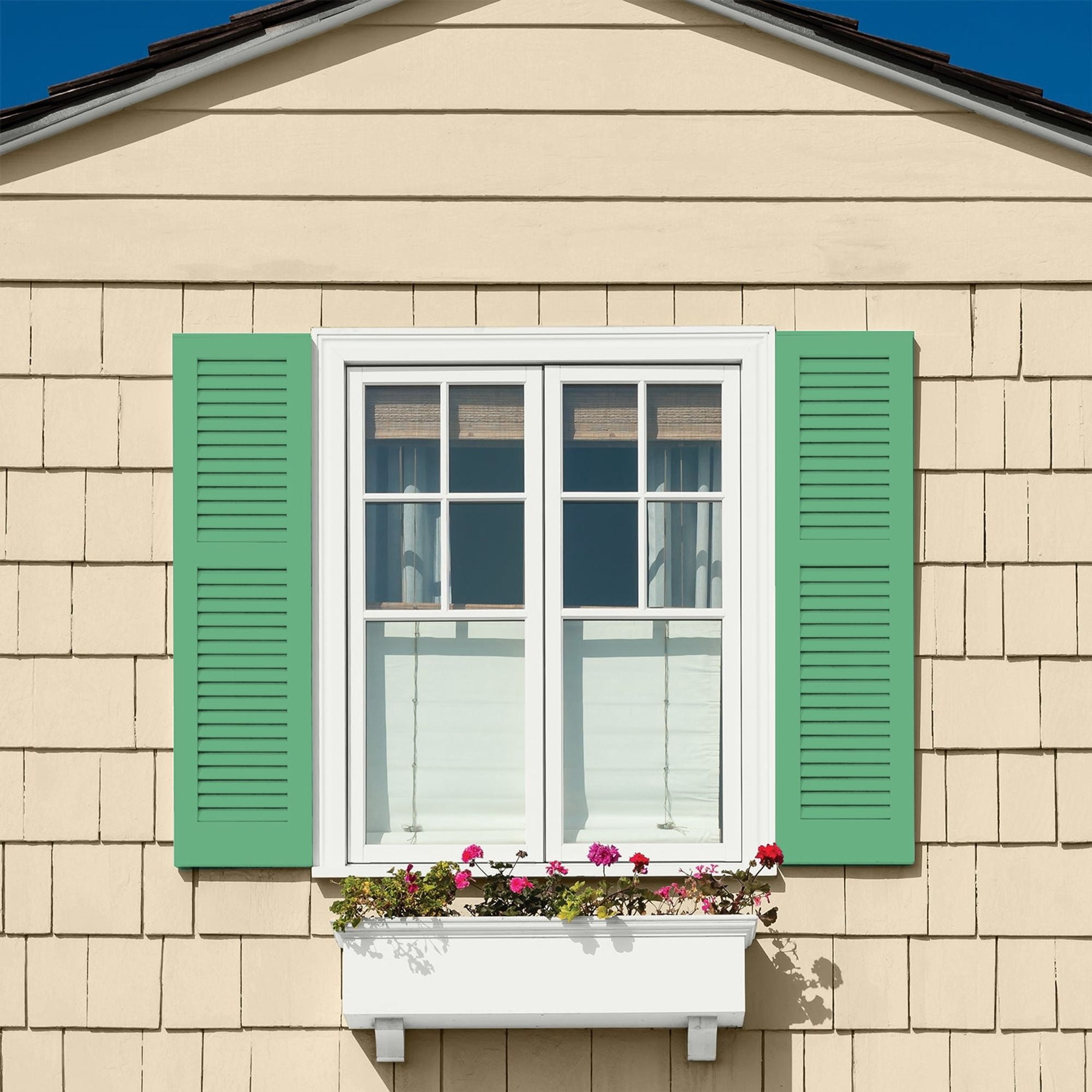 Glidden High Endurance Plus Garden Mint Satin Exterior Paint and Primer, 1 Gallon