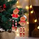 thumbnail image 5 of Letrero navideño de madera con diseño de hombre de jengibre para puerta, ideal como decoración colgante navideña., 5 of 5