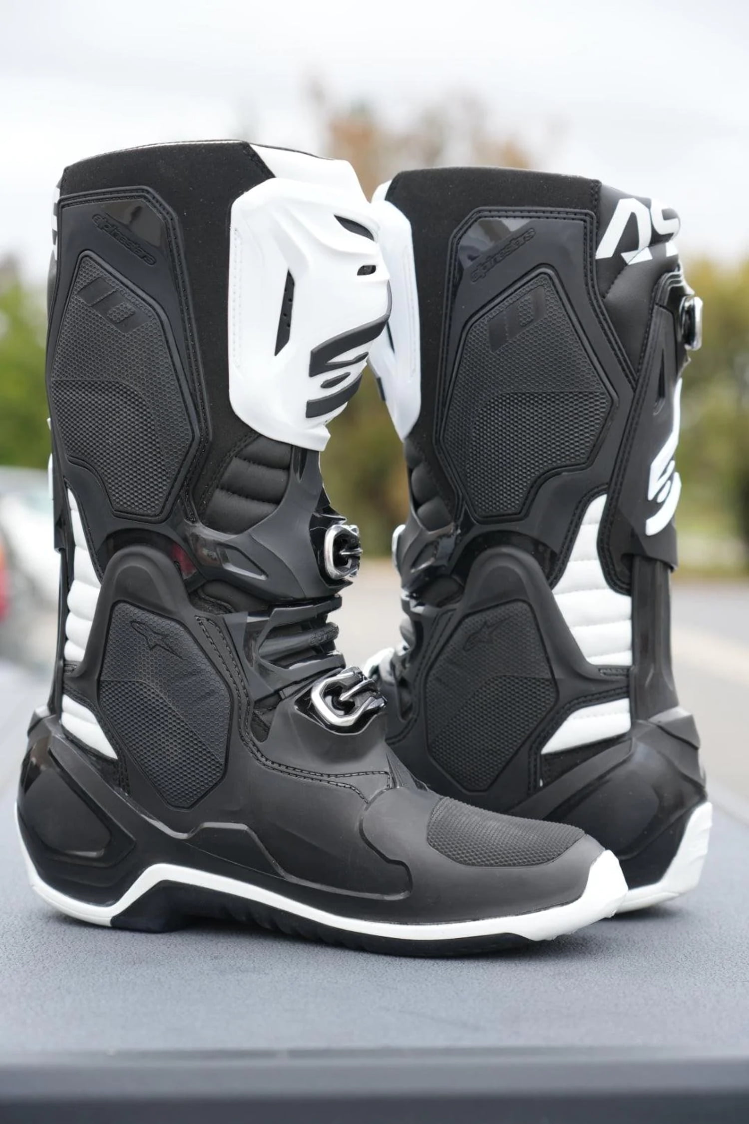 【値下げ】AlpinestarsTech10オフロードブーツ ブラック/ホワイト Alpinestars Tech 10 Mens MX Offroad Boots Black/White 7 USA