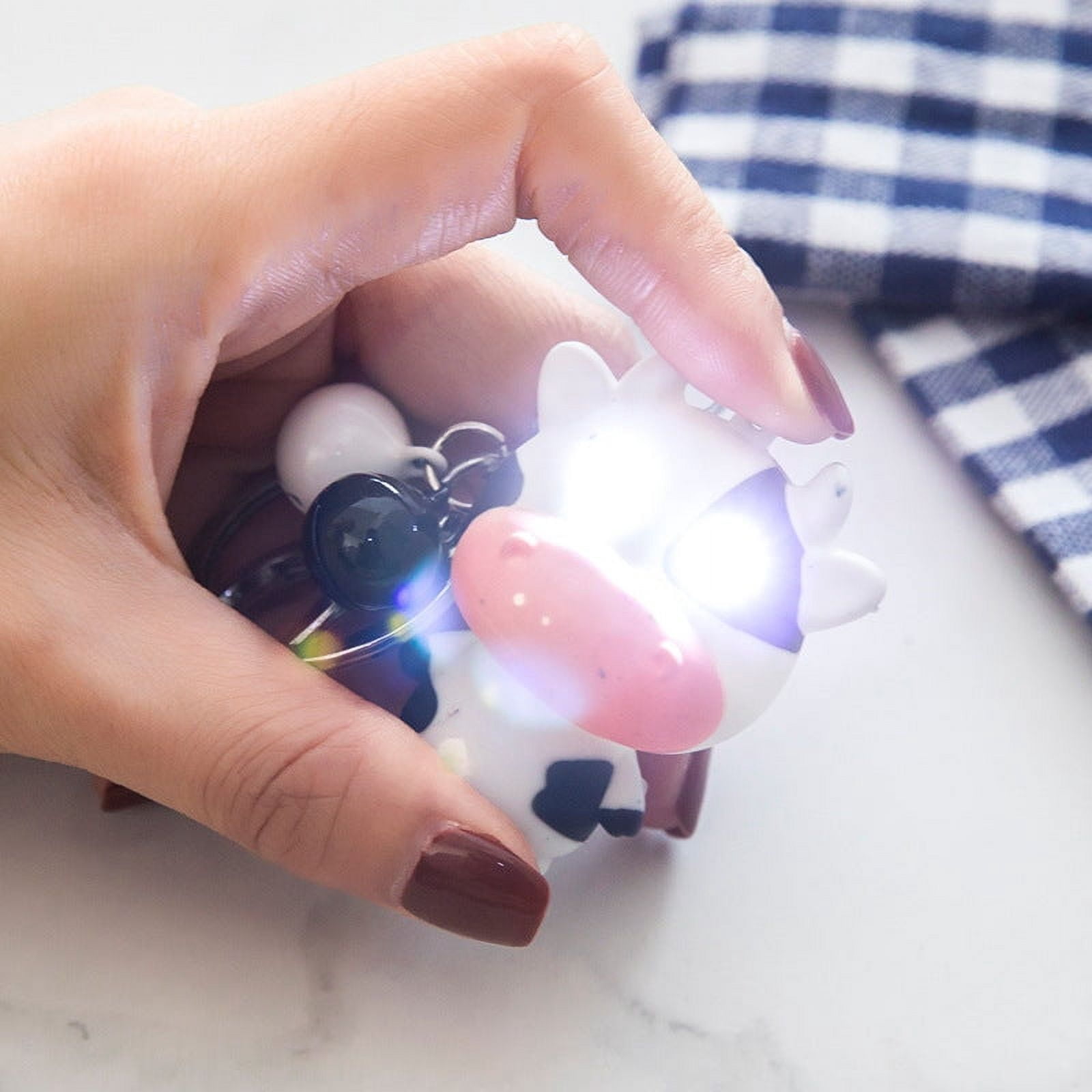 Glowing Cow Pendant Keychain with Bell, Super Mini Ring, Plastic, Fun Accessory for Bags and Keys