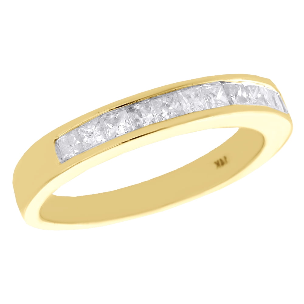 Prism Jewel 0.30Ct Round Black Diamond With Diamond Anniversary Ring