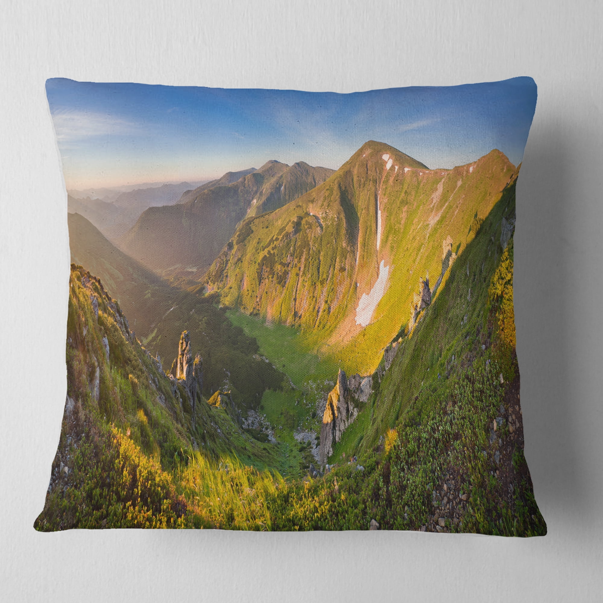 Designart Karpaty Highrise Mountains - Landscape Photo Throw Pillow - 18x18