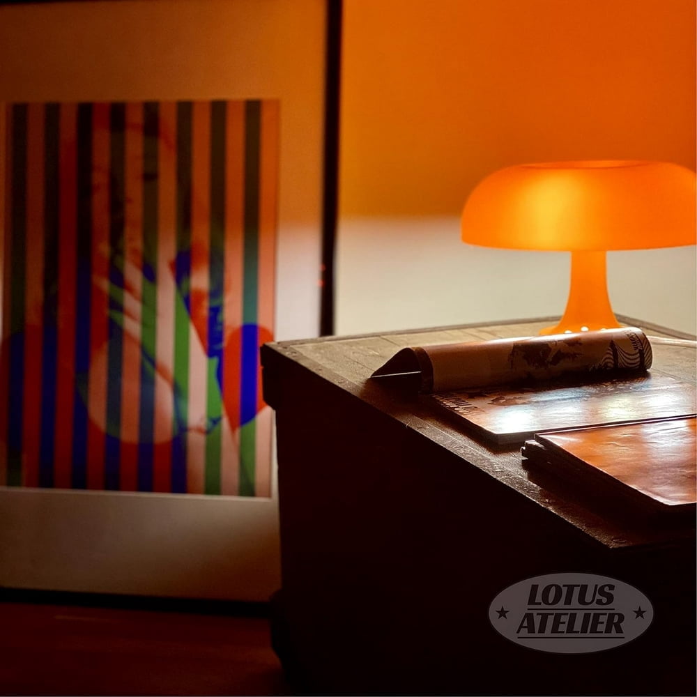 SUGARMOM Orange Mushroom Lamp - Retro Nesso Table Lamp with Remote That Works Up to 65ft Away - Dimmable Orange Lamp - Mid-Century 70s Funky Lamp for Desk (Orange)