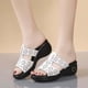 thumbnail image 5 of Amzcrzy Zapatos de mujer,Zapatos de mujer,Zapatillas de mujer, Pantuflas informales cómodas de verano para mujer, con plataforma de color liso y agujeros Sandalias Mujer Zapatillas De Casa, 5 of 5