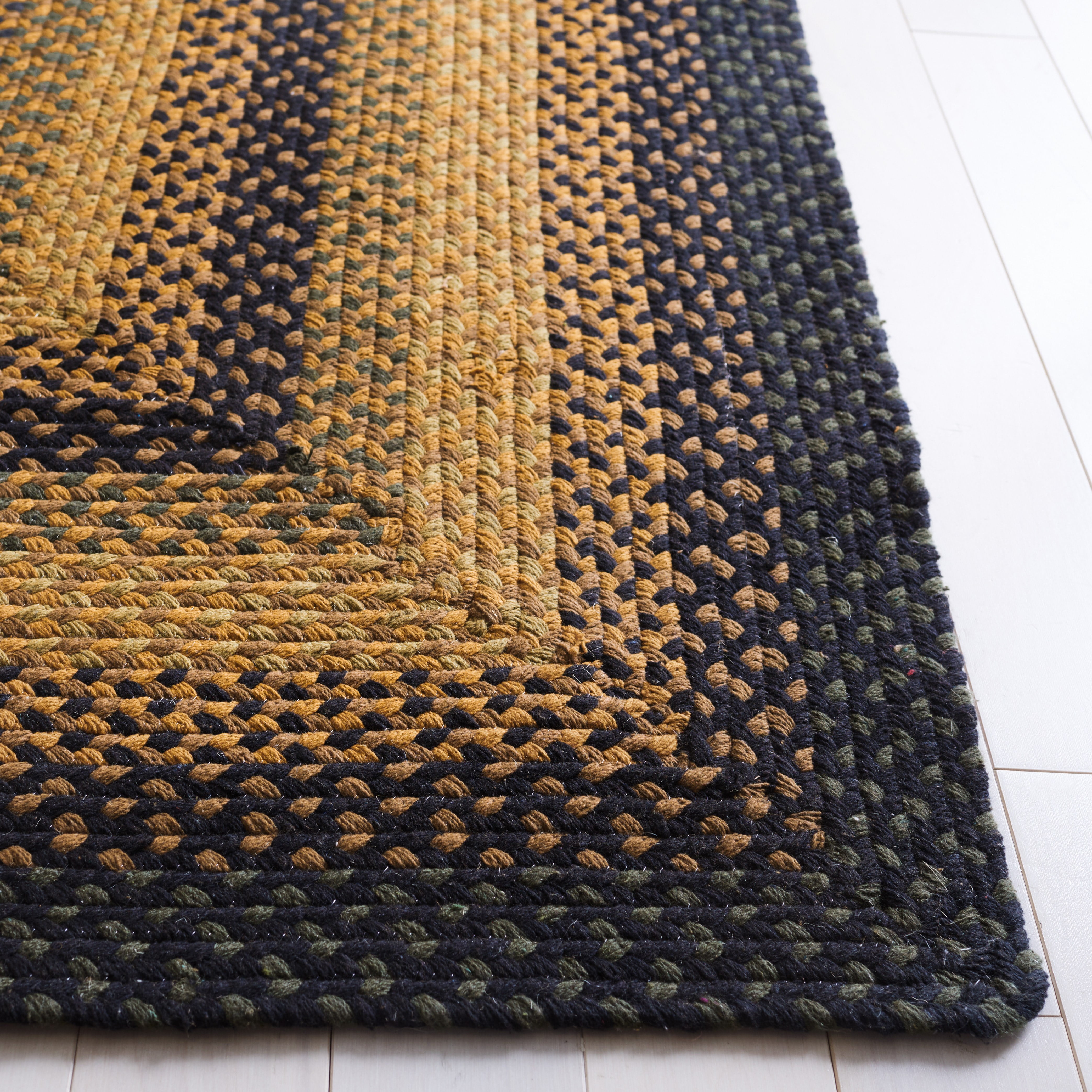 SAFAVIEH Braided Claes Bordered Reversible Area Rug, Gold/Sage, 6' x 6' Square