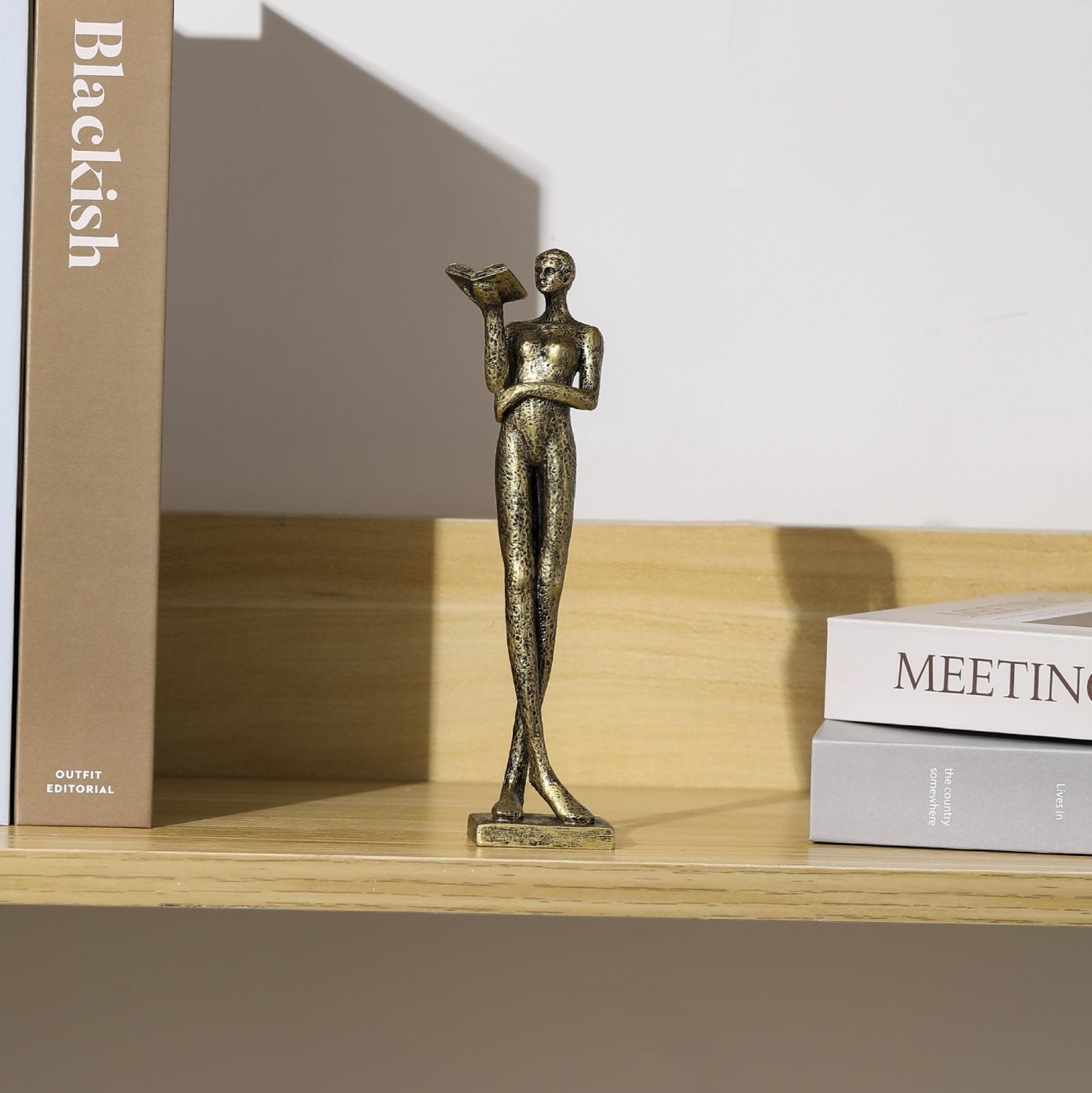 Thinker Statue Reading Abstract Art Sculpture Modern and Simple Resin