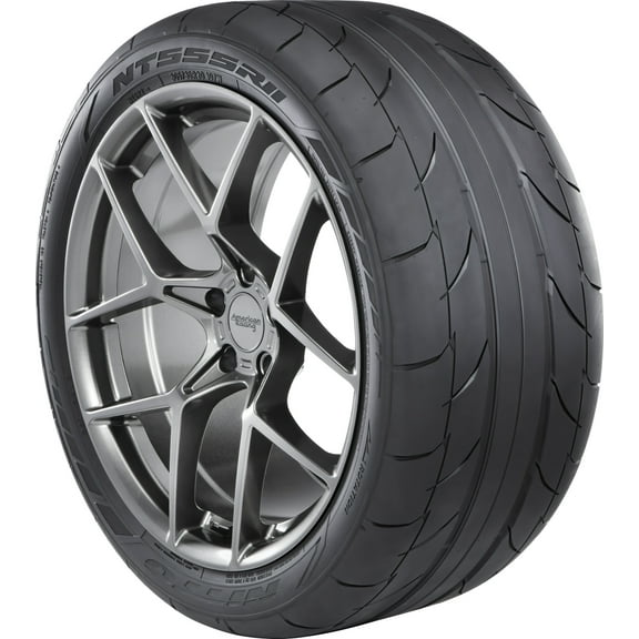 Nitto NT555RII Racing 305/35R18 105W XL Passenger Tire