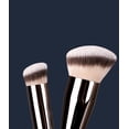 thumbnail image 4 of Set de brochas HUOGUO Foundation Corrector, 3 unidades, para uso diario, 4 of 5