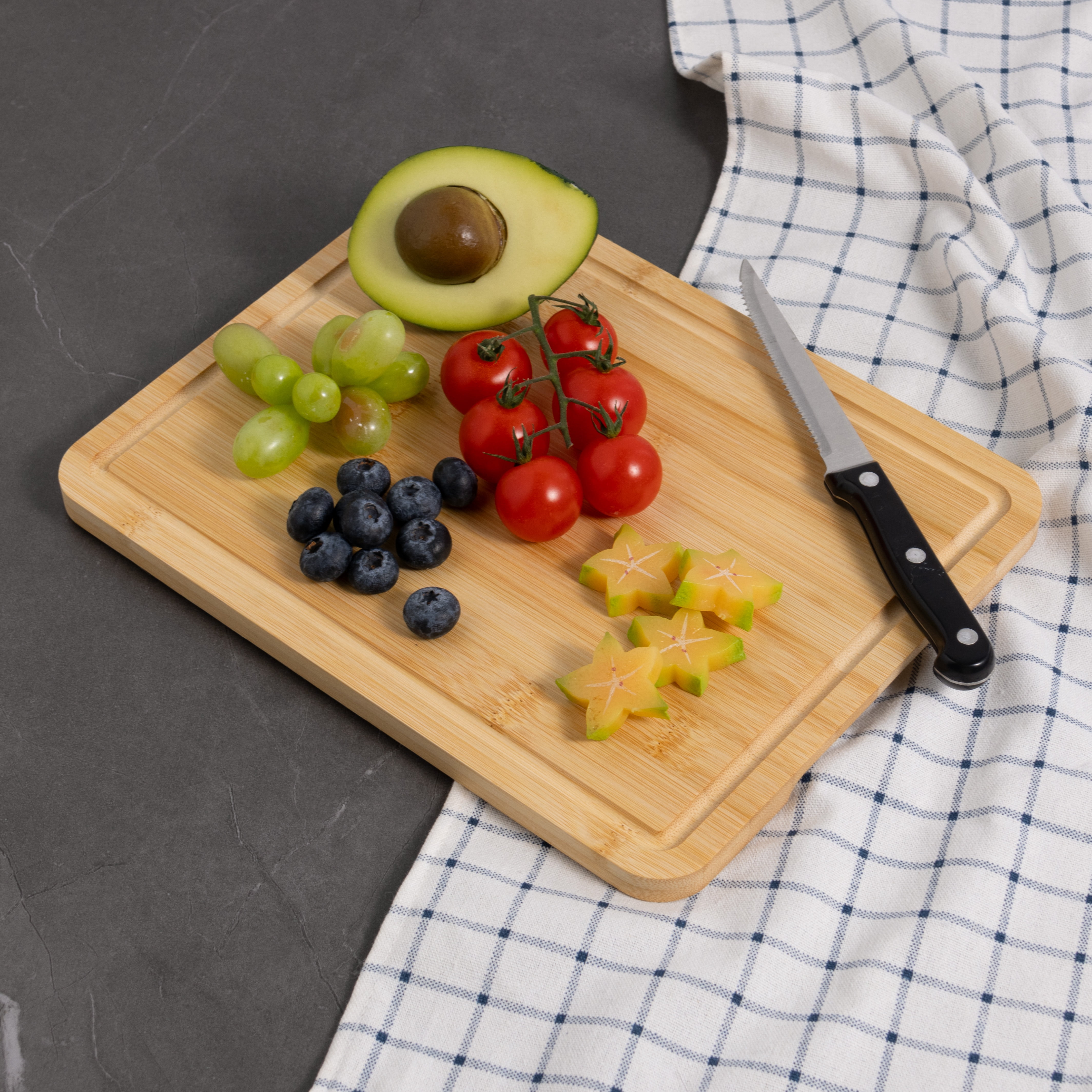 Mainstays Bamboo Cutting Board, 8.5” x 11”, with Juice Groove and Non-Slip Feet