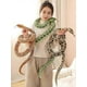 thumbnail image 4 of Peluche de Serpiente boa constrictor gigante Yashi 80 pulgadas verde, 4 of 5
