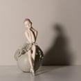 thumbnail image 2 of veasfak Statue de Ballerine Moderne en Résine 3.9x9.3 Pieds' Ornement de Bureau Collection H, 2 of 6