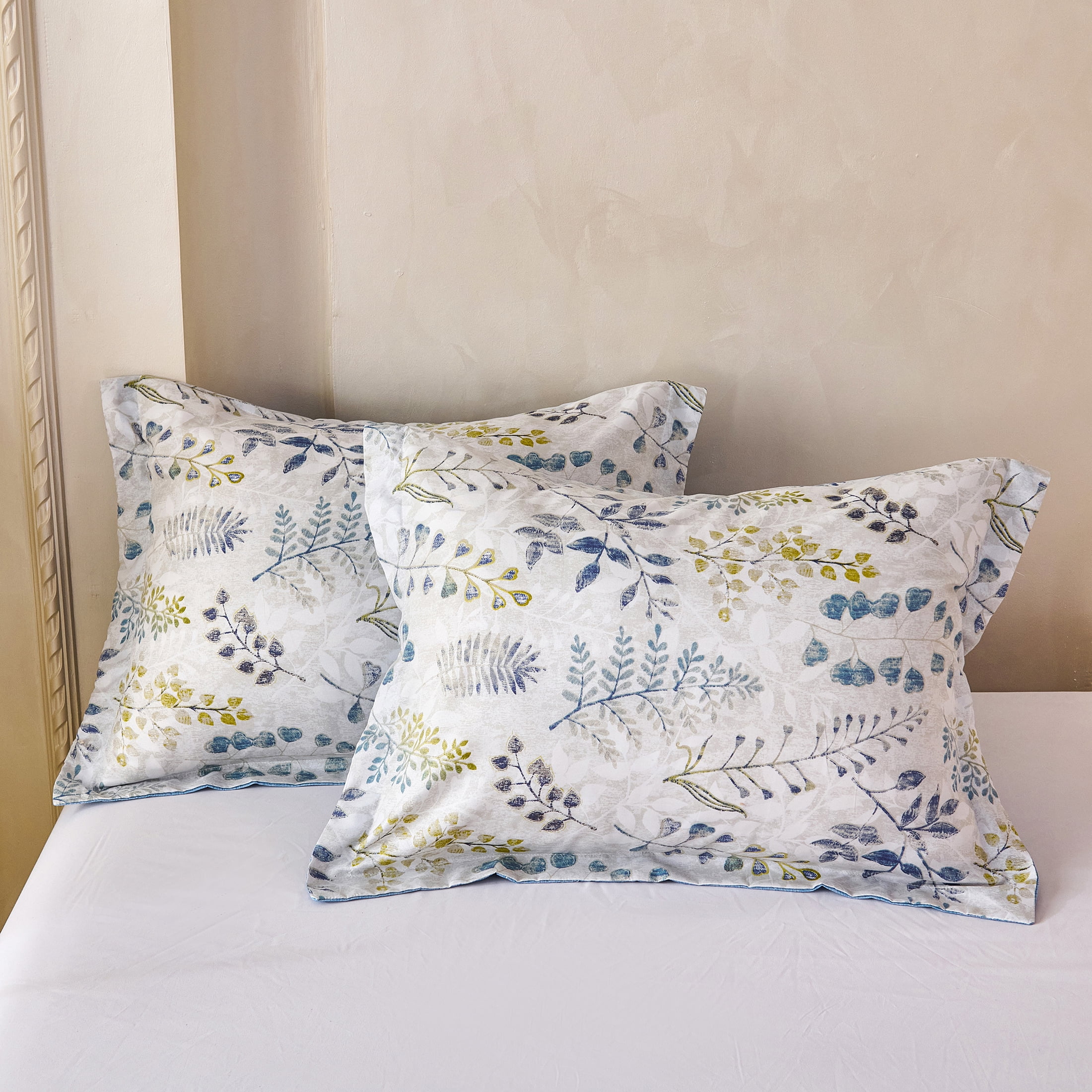 2-Piece Floral Comforter Set Twin Size, Blue and Light Gray Botanical, Soft Microfiber All-Season Bedding for Adults & Teens