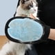 thumbnail image 5 of Guantes de baño para mascotas, perros y gatos. Guante cepillo de masaje para limpiar ositos de peluche dorados y razas grandes., 5 of 8