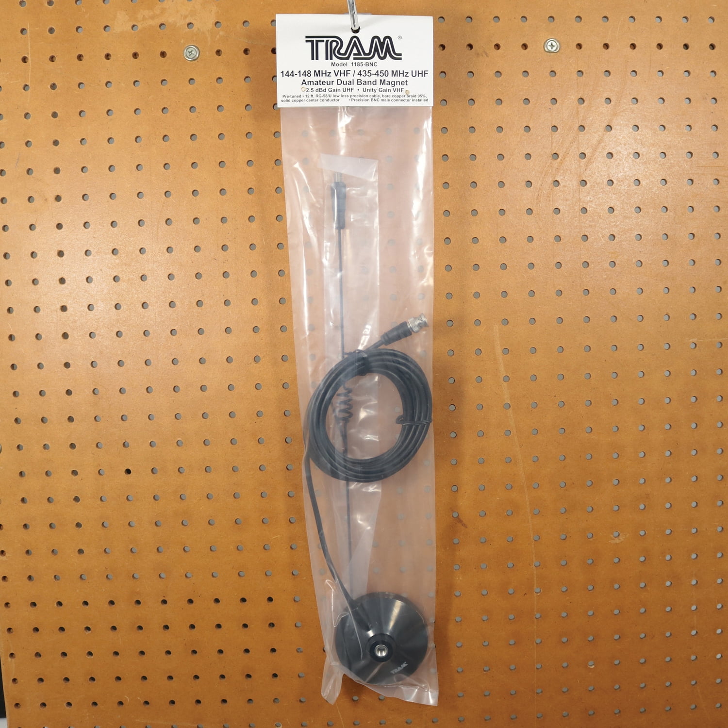 Tram Amateur Dual-Band Magnet Antenna with BNC-Male Connector