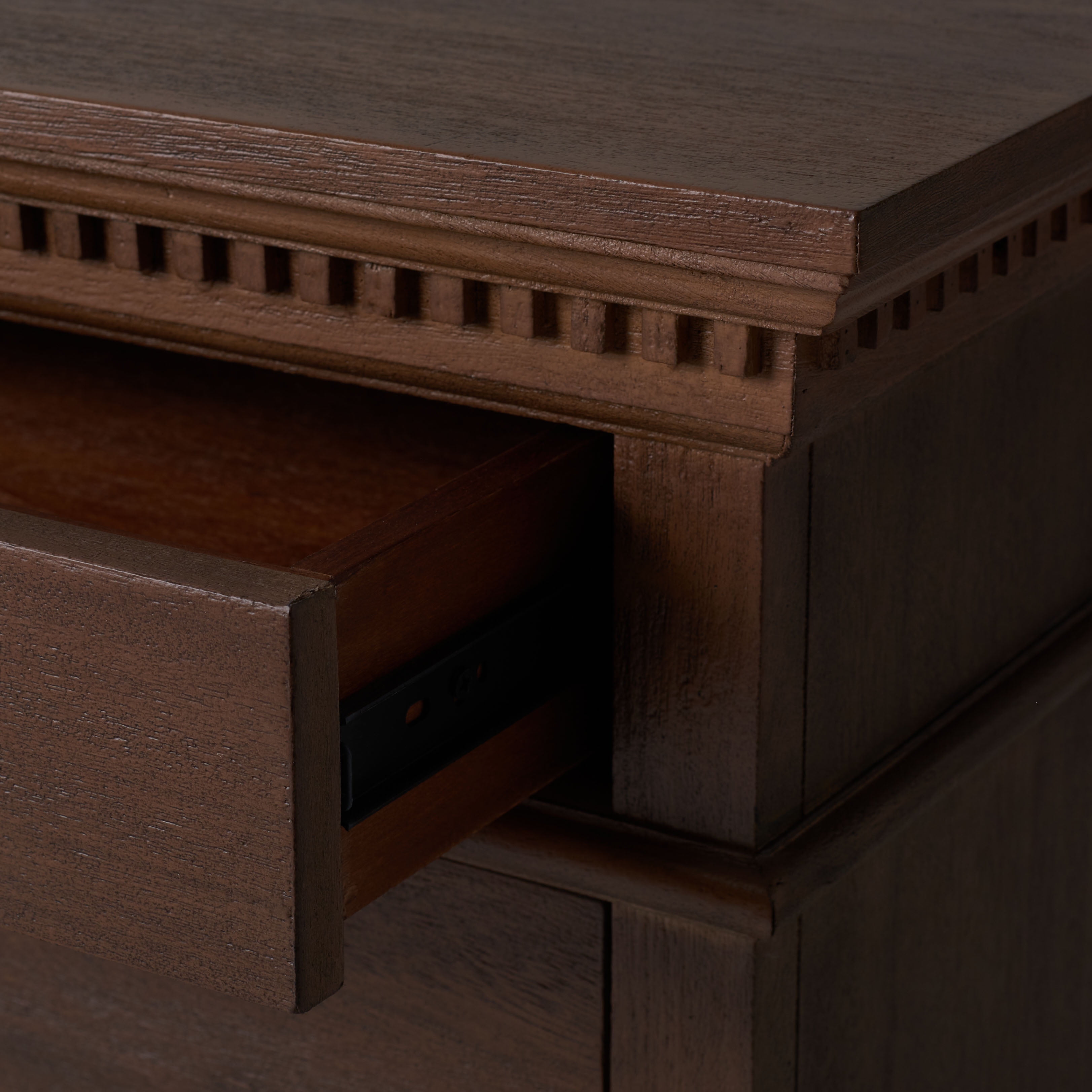 SAFAVIEH Couture Allisyn Glam Nightstand with 3 Drawers, Brown