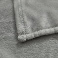 thumbnail image 3 of Couverture en peluche Mainstays gris, 3 of 7