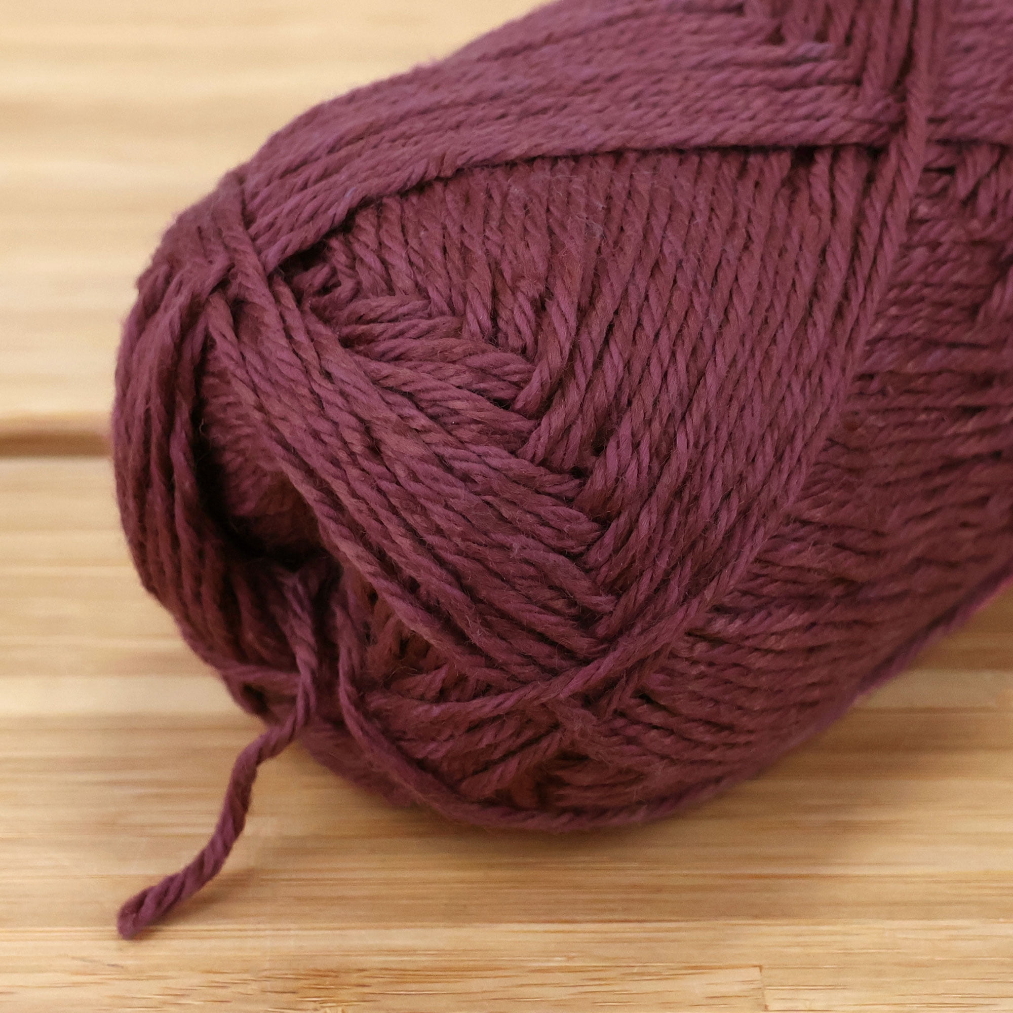BambooMN Brand - Simply Soft Yarn 100g - 4 Skeins - 50% Cotton 50% Polyestser - Plum Raisin - Color 003