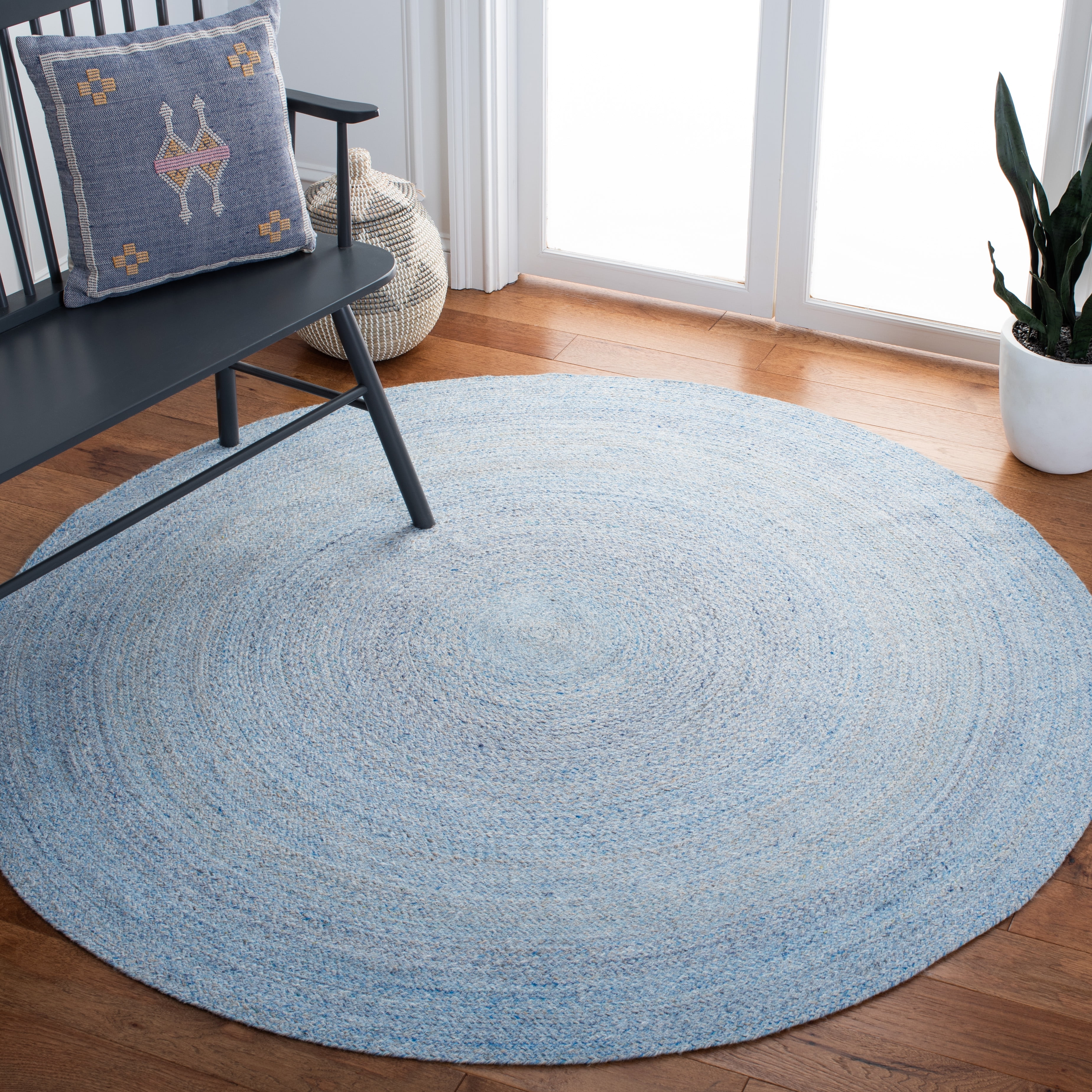 SAFAVIEH Cape Cod Audra Solid Polyester Area Rug, Blue, 6' x 6' Round