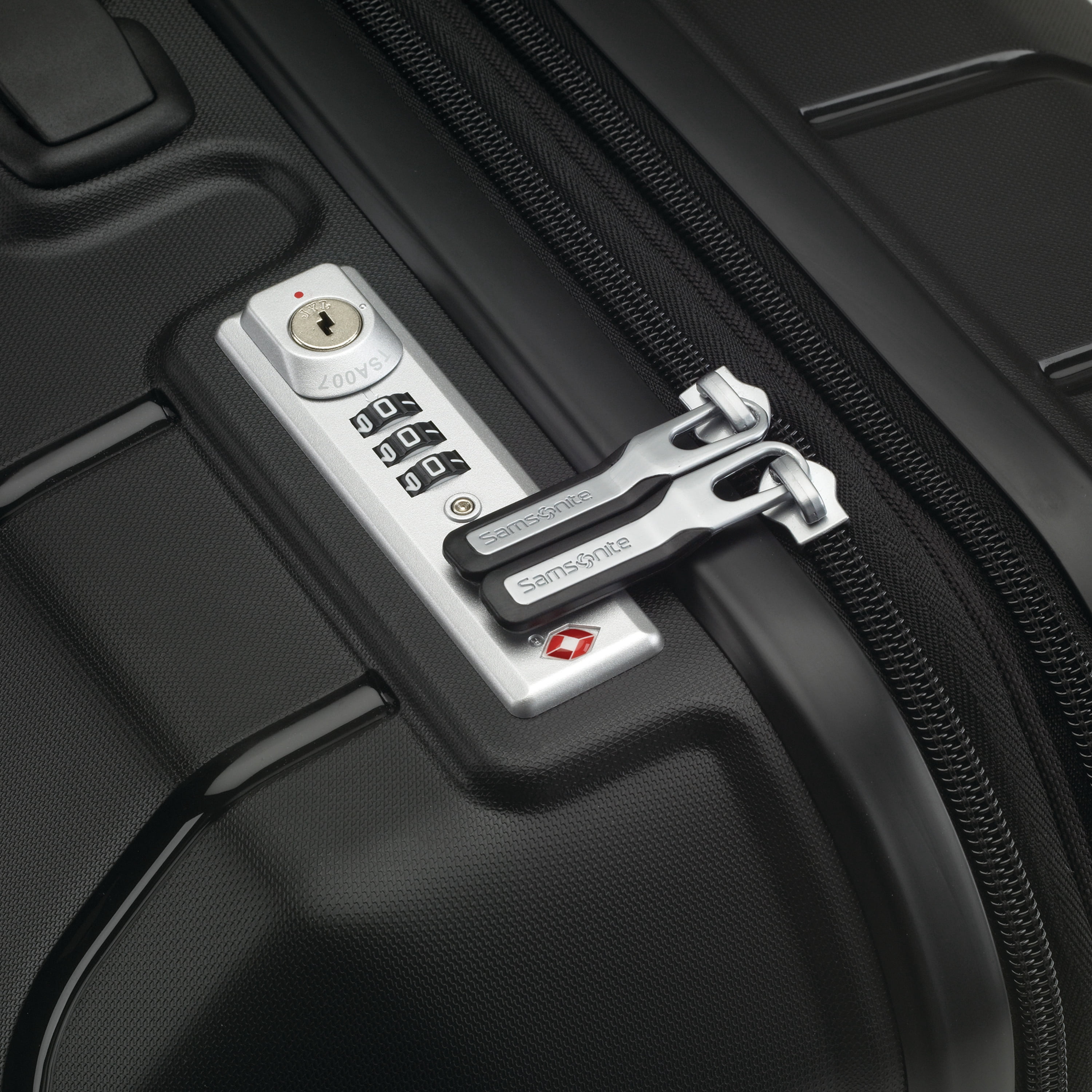 Samsonite Freeform 28" Hardside Spinner