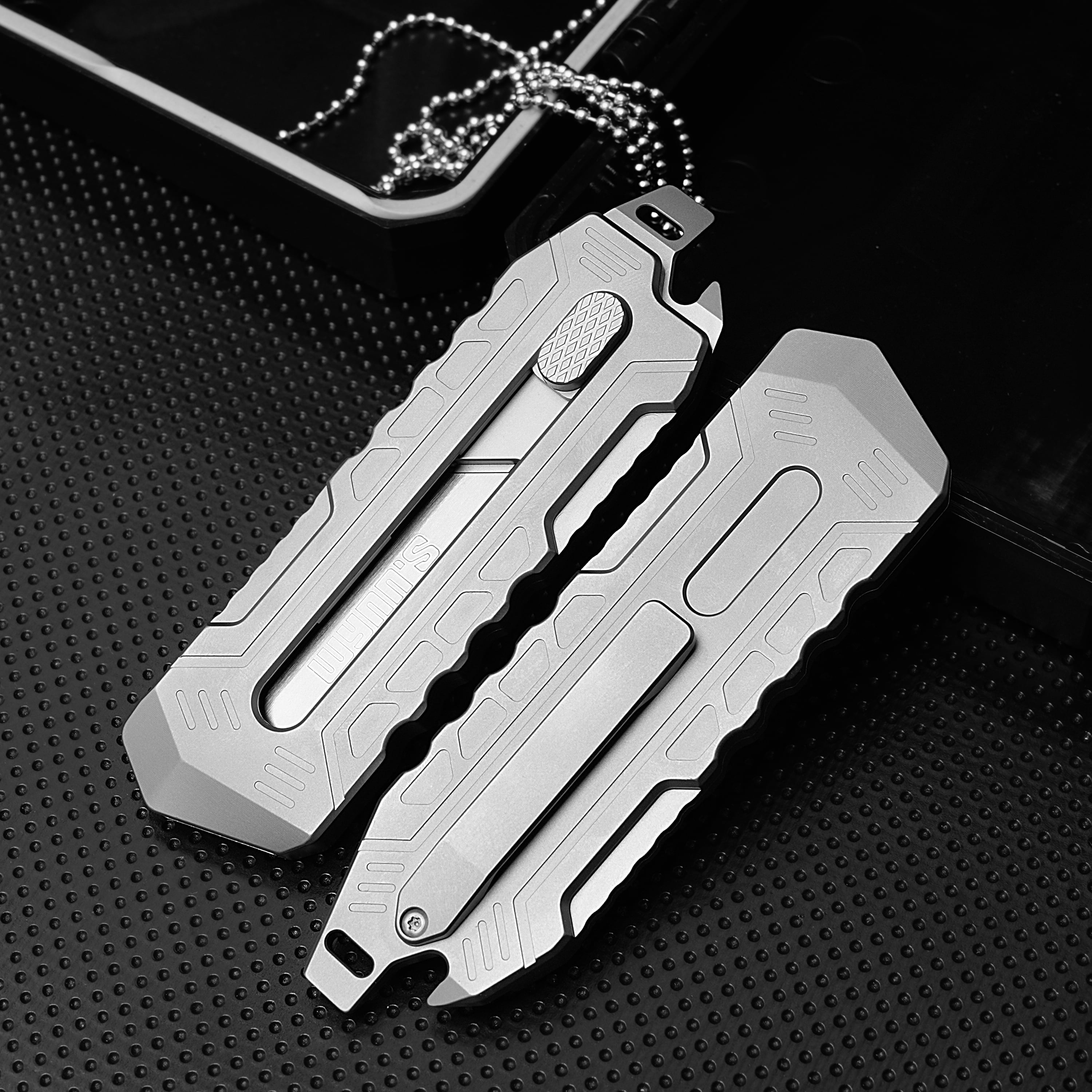 Titanium Retractable Pocket Knife 6 inch Utility Knife with 10pcs Carbon Steel Blades
