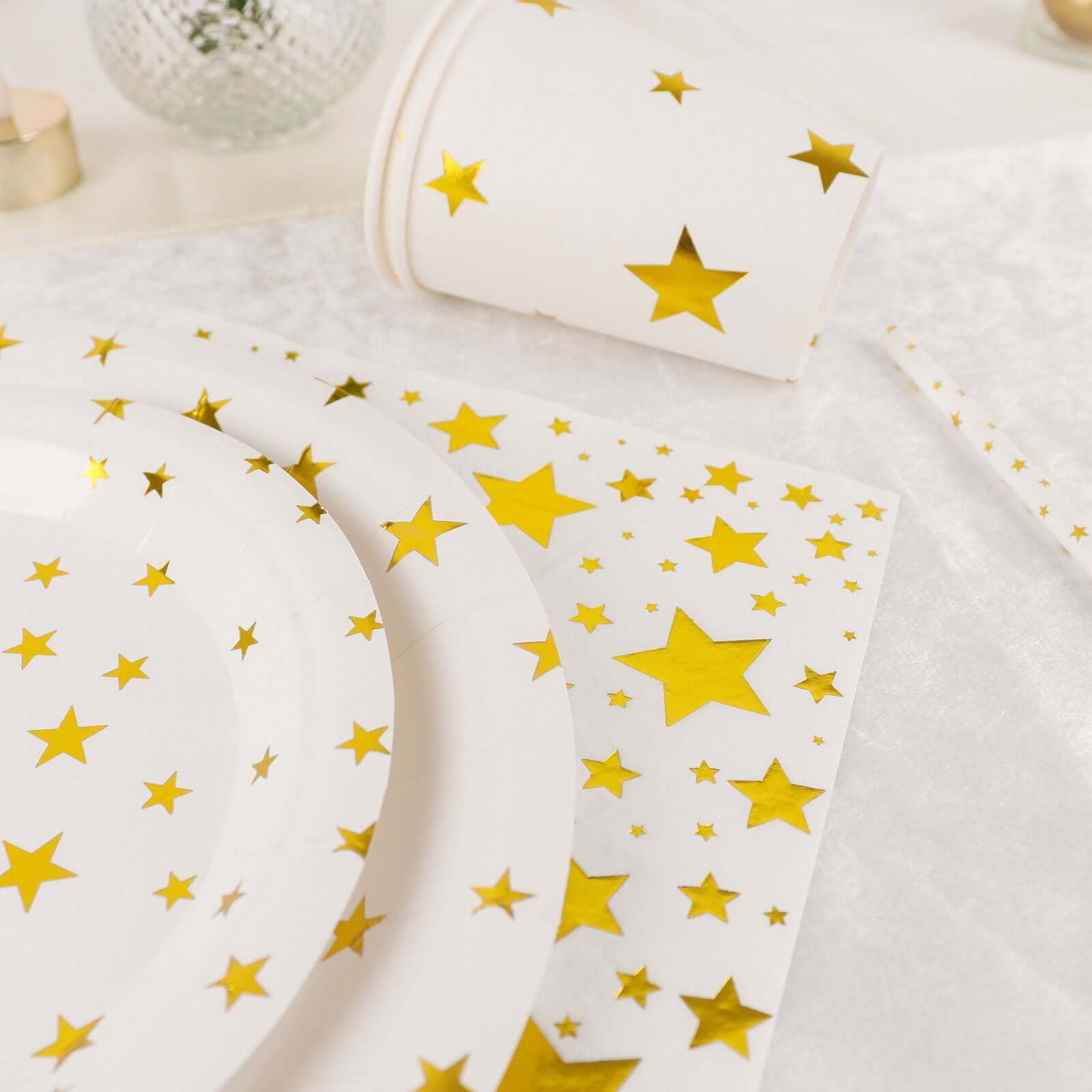 Efavormart 120 Pcs White/Gold Stars Disposable Party Supplies Kit, Paper Plates Cups Napkins Tableware Combo Pack