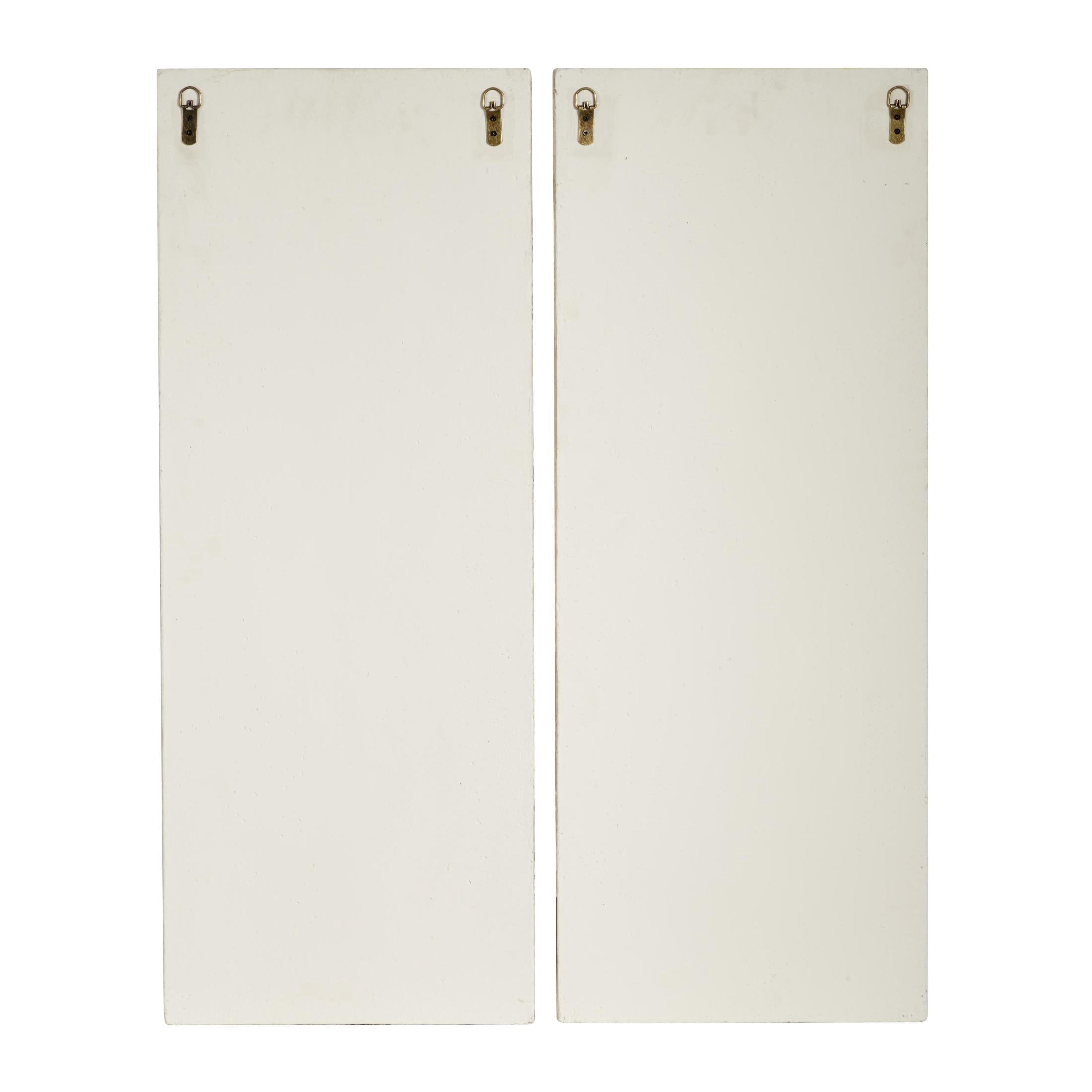 DecMode Beige Fiberclay Ceramic Handmade Carved Arabesque Geometric Wall Decor (2 Count)