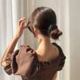 thumbnail image 3 of Bobble Para El Cabello, Forma De Nido, Pasador De Plástico Para El Cabello, Soporte Para Moño Para Niña, Moño, Cola De Caballo, Estilo De Cabello Bajo Updo Monstrate CE003181-05, 3 of 6