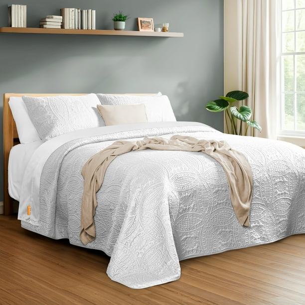 Set de 7 Piezas Edredón Ligero y Sábanas Matrimonial Dreamlab, Colcha para Cualquier Temporada, Hipoalergénica, Diseño Moneda Blanco, Blanco