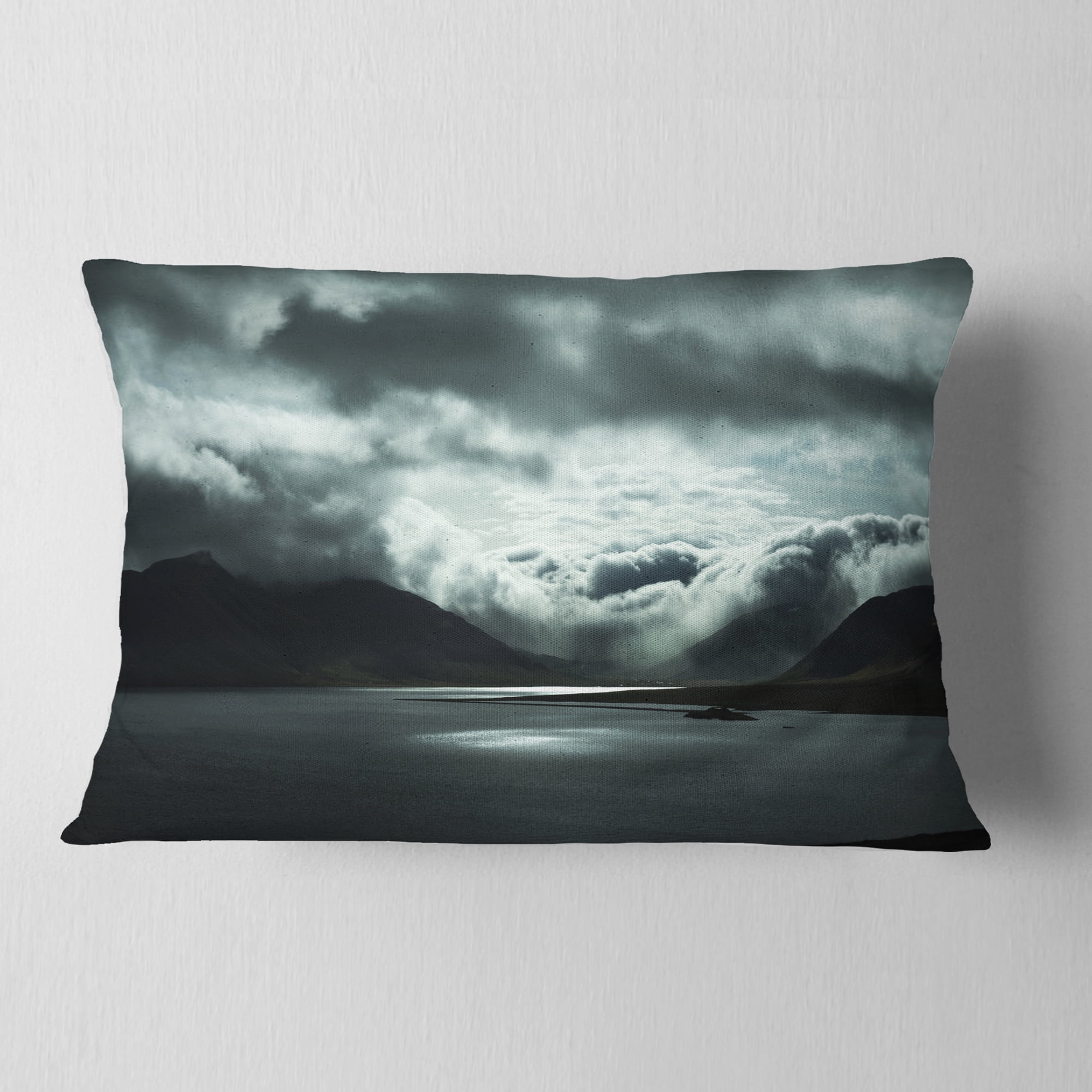 Designart Stormy Iceland in the Summer - Seashore Throw Pillow - 12x20
