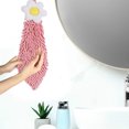 thumbnail image 5 of Paquete de 2 toallas de mano colgantes suaves de chenilla, absorbentes, para cocina y baño, 5 of 5