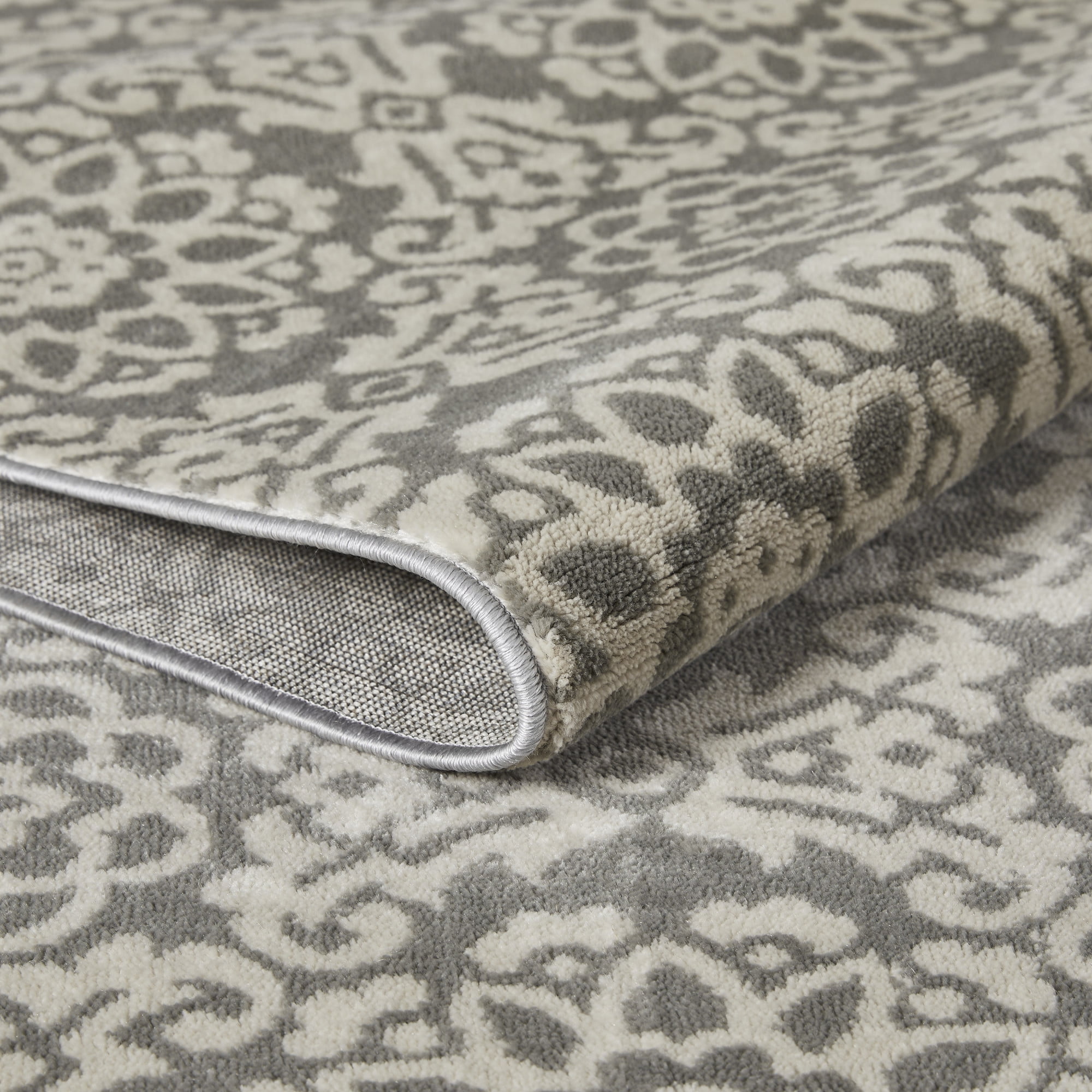 Loomaknoti Celena Alizia 9' x 12' Beige Floral Indoor Polypropylene Area rug