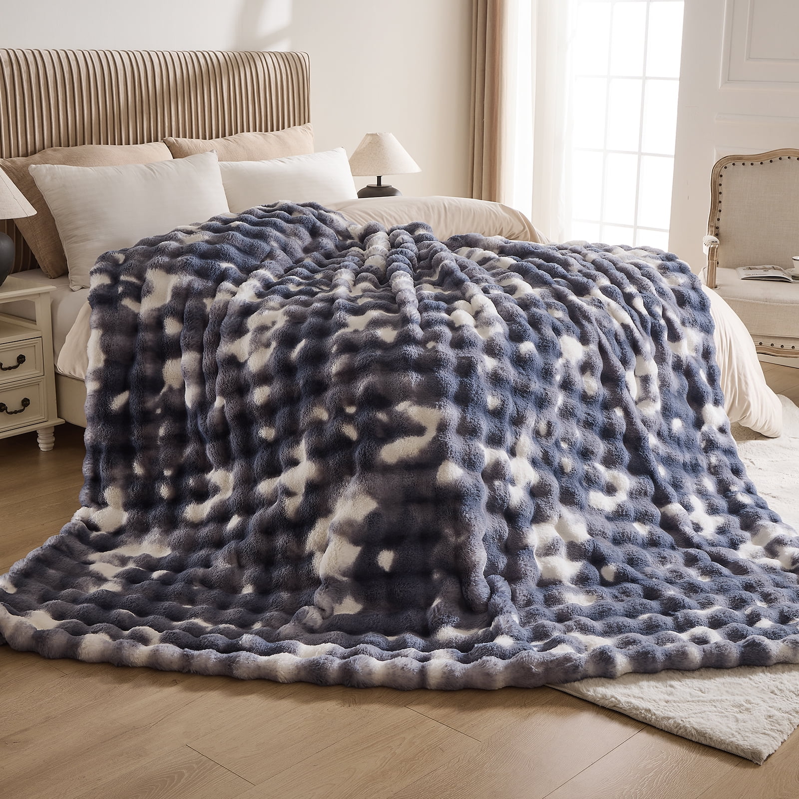 GEMBED Faux Fur Throw Blanket for Couch Fuzzy Soft Plush Thick Bubble Blanket for Living Room, 50x60 inches, Tie Dye Blue