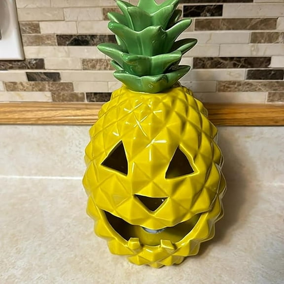 ZippyJoy 2025 Halloween Pineapple Pumpkin Light – Yellow Resin Jack O' Lantern with Inner Light, Perfect for Indoor/Outdoor & Beach Parties
