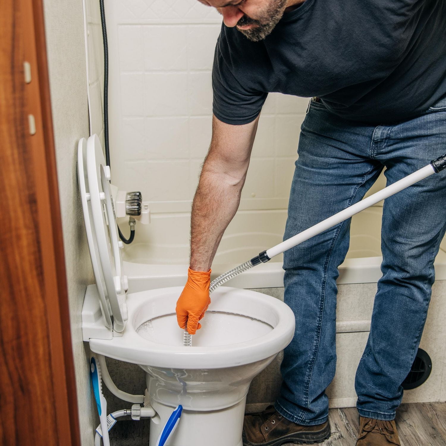 Camco 40071 Flexible Swivel Stick, Rotary cleaning action