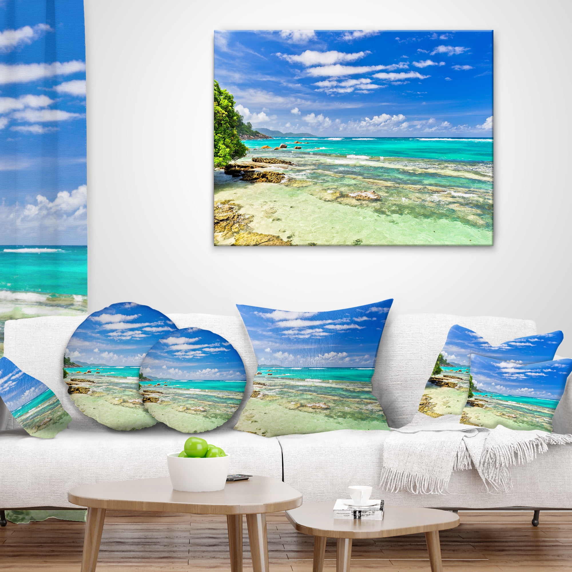 Designart Tranquil Seychelles Tropical Beach - Modern Seascape Throw Pillow - 18x18