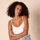 thumbnail image 4 of Pack de 4 Remeras Amazon Essentials Slim Fit con Escote en V para Mujer, Talle L, 4 of 7