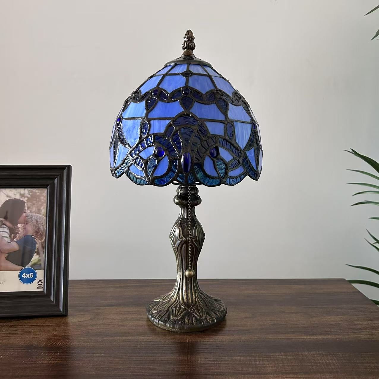 Tiffany Mini Table Lamp Blue Stained glass Baroque Style Lavender LED Bulb Included Pull Chain Switch for Living Room Dining Room Bedroom Bedside 14"H*8"W