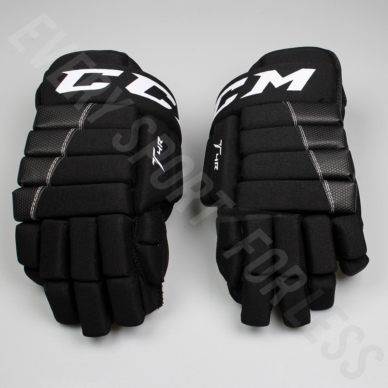 CCM TACKS 4R GLOVES