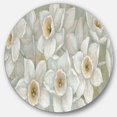 thumbnail image 1 of Designart 'fleurs Blanches Pastel Pures' Art Mural en Métal de Ferme, 1 of 3