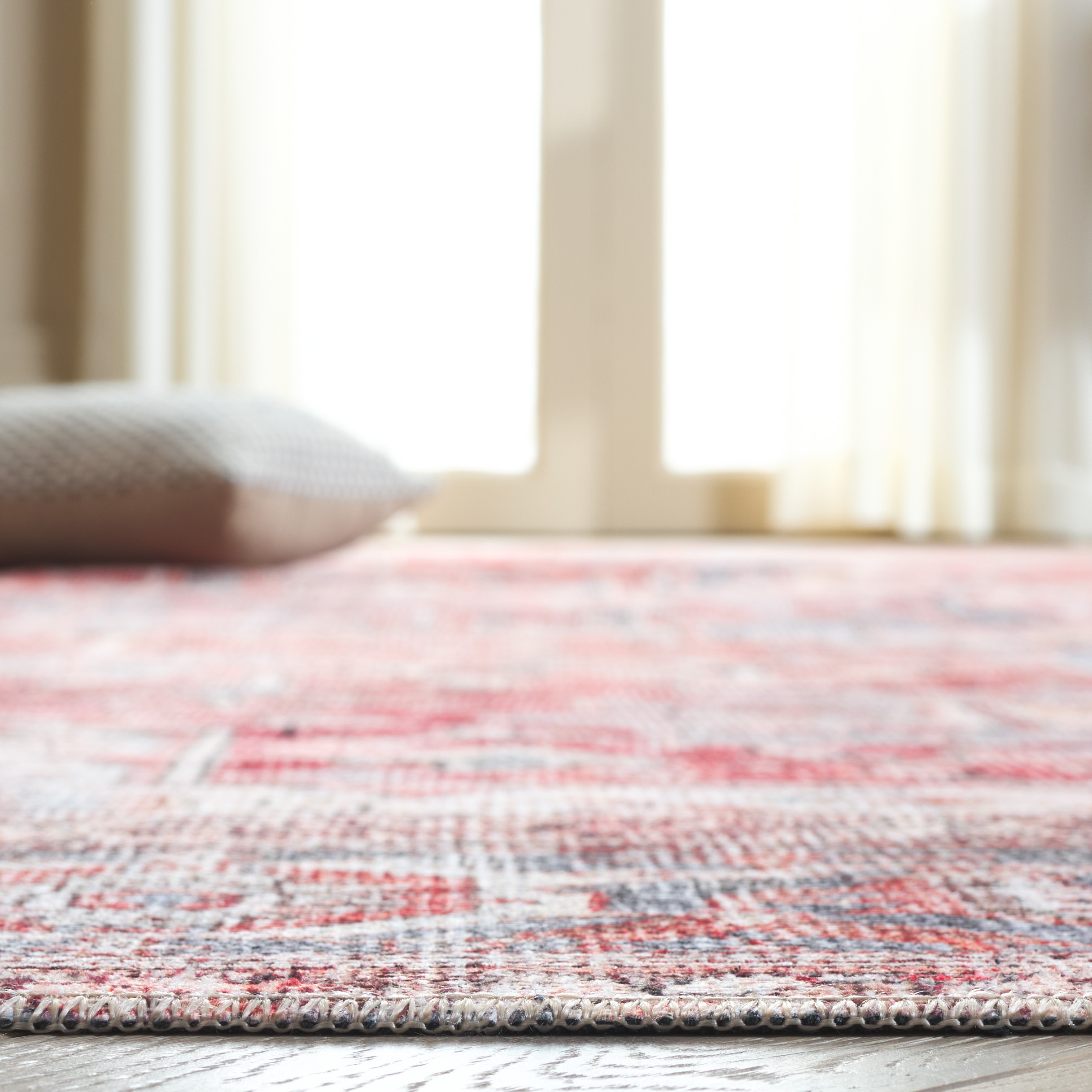 SAFAVIEH Vintage Serapi Neasa Medallion Machine Washable Area Rug, Red Orange/Grey, 8' x 10'